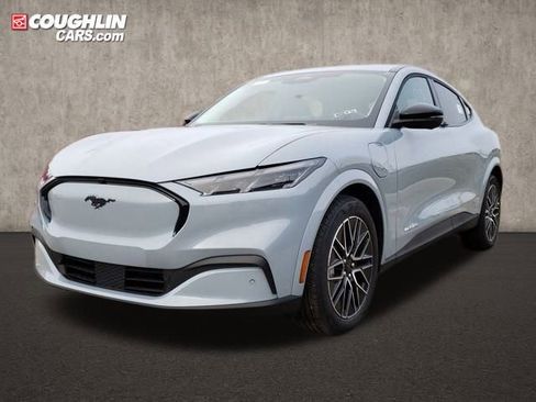 New 2025 Ford Mustang Mach-E Premium image 3