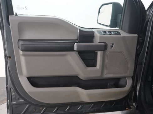 Used 2020 Ford F150 XLT AWD/4WD image 19