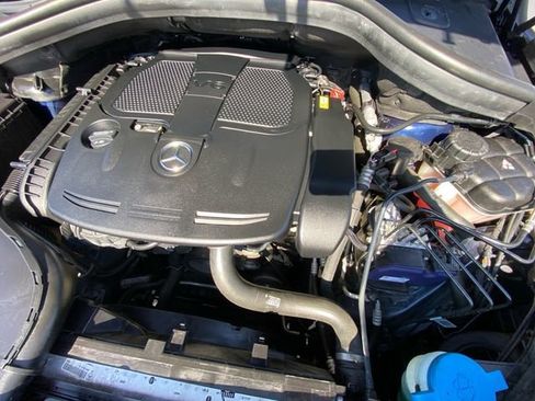 Used 2017 Mercedes-Benz GLE 350 w/ Premium 1 Package image 32