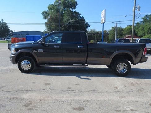 Used 2018 RAM 3500 Laramie Longhorn w/ Longhorn Southfork Package image 5
