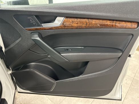 Used 2018 Audi Q5 2.0T Premium Plus image 18