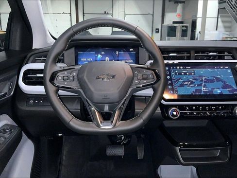 New 2027 Chevrolet Bolt LT w/ Comfort Package FWD image 13