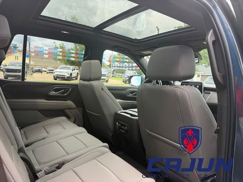 Used 2021 Chevrolet Tahoe LT w/ LT Signature Package RWD image 31