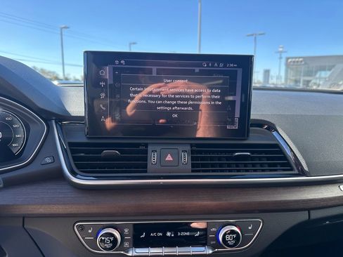 Certified 2025 Audi Q5 2.0T Premium Plus w/ Premium Plus Package AWD/4WD image 16