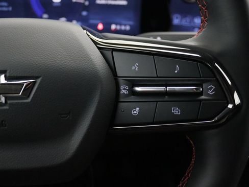Used 2026 Chevrolet Equinox EV RS AWD/4WD image 21