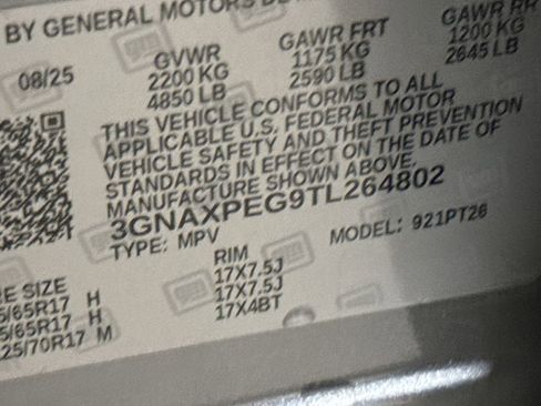 Used 2026 Chevrolet Equinox LT AWD/4WD image 28