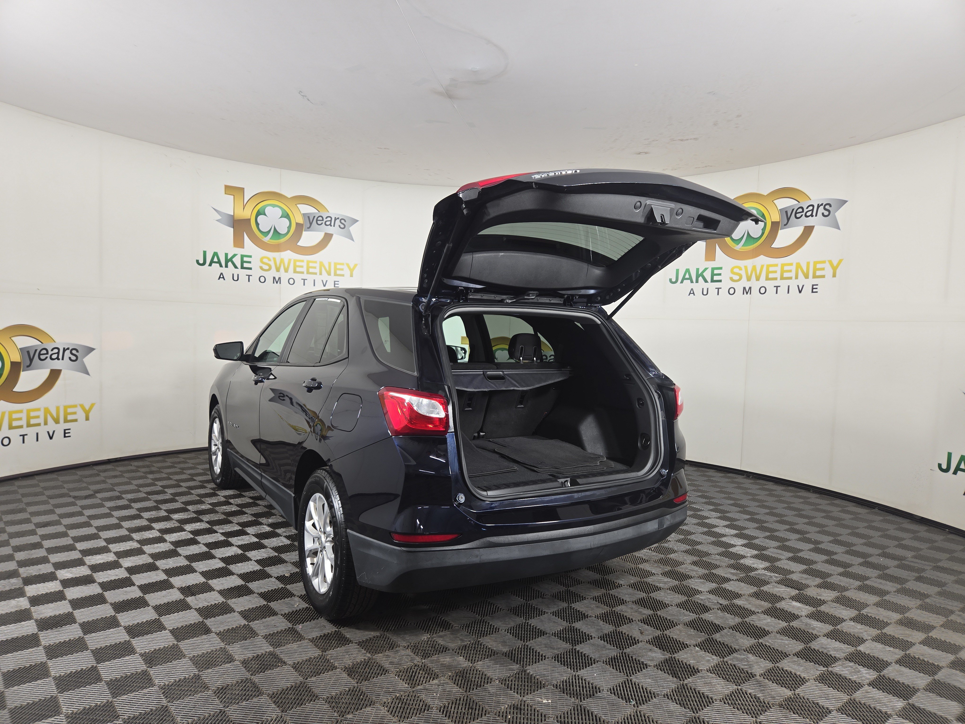 Used 2020 Chevrolet Equinox LS w/ LS Convenience Package FWD image 30