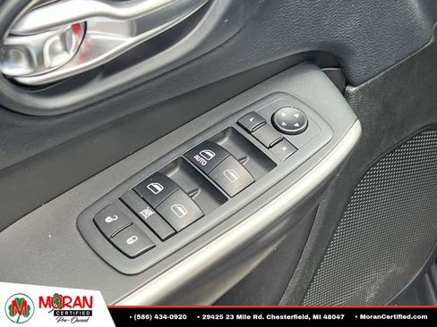 Used 2019 Jeep Cherokee Latitude w/ Popular Appearance Group AWD/4WD image 15