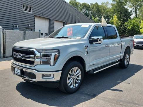 Certified 2024 Ford F150 Lariat w/ FX4 Off-Road Package image 5