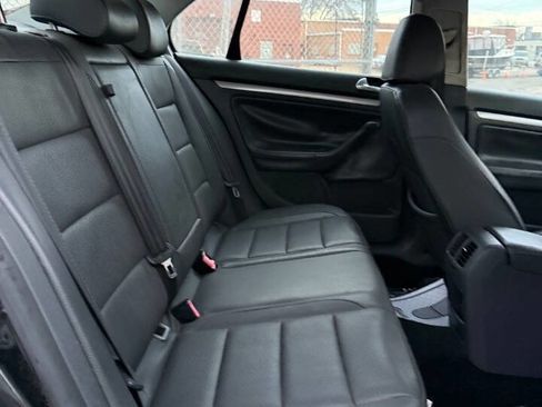 Used 2008 Volkswagen Jetta SE FWD image 12