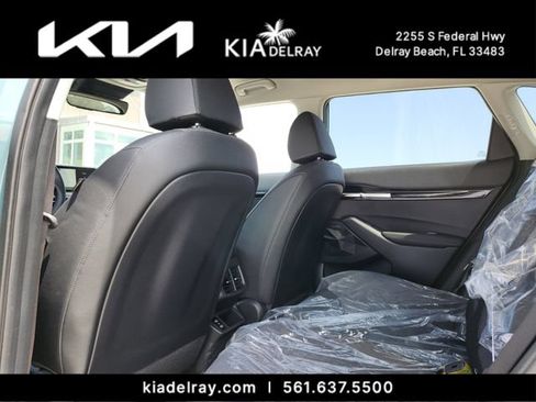 New 2026 Kia Seltos S FWD image 14