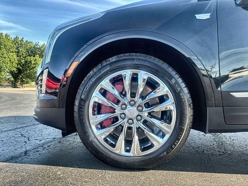 Used 2023 Cadillac XT5 Sportv w/ Technology Package AWD/4WD image 10