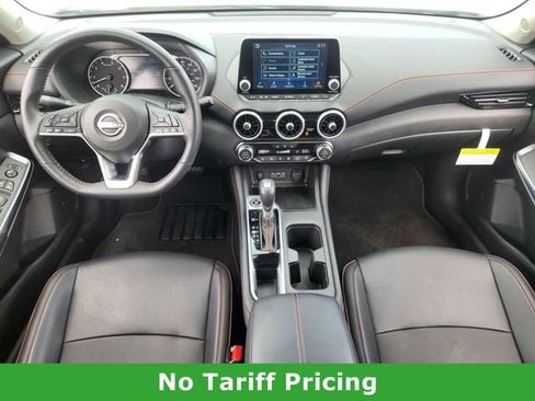 Used 2025 Nissan Sentra SR w/ SR Premium Package FWD image 26