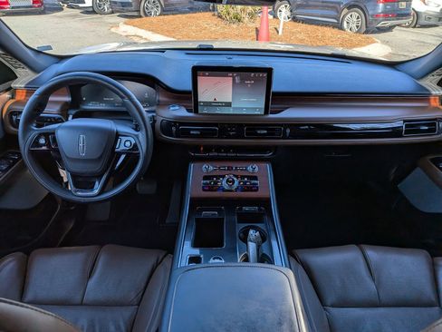 Certified 2022 Lincoln Aviator Reserve w/ Equipment Group 201A image 18