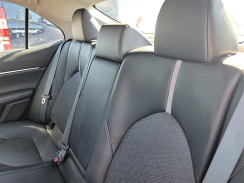 Used 2023 Toyota Camry XSE image 12