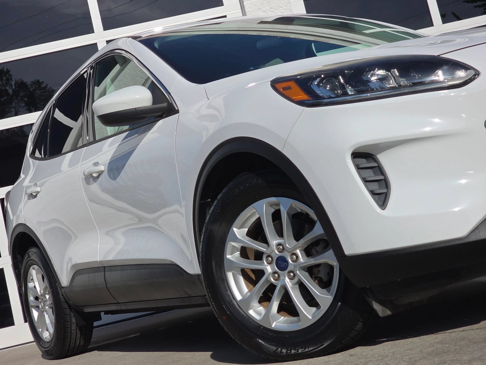 Used 2021 Ford Escape SE FWD image 12