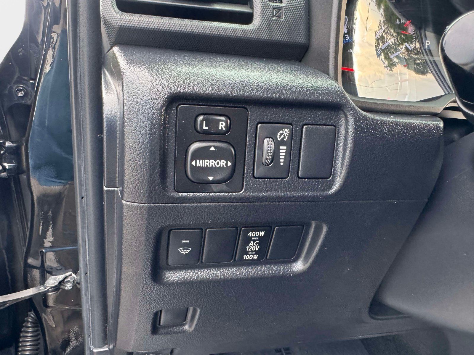 Used 2019 Toyota 4Runner TRD Off-Road Premium AWD/4WD image 24
