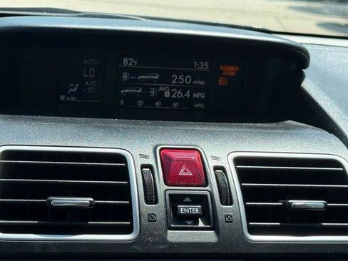 Used 2018 Subaru Forester 2.5i Premium w/ All-Weather Package image 17