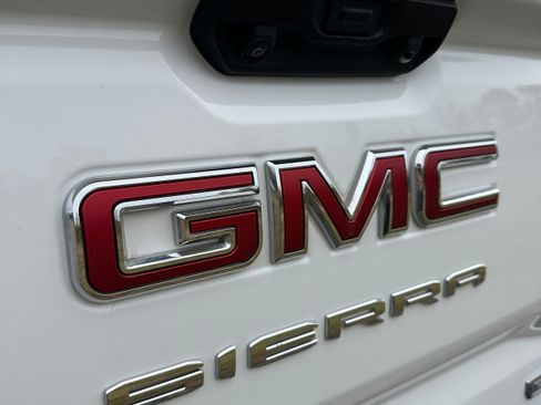 Used 2024 GMC Sierra 1500 Elevation AWD/4WD image 33
