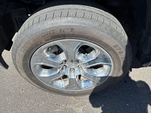 Used 2019 RAM 1500 Big Horn AWD/4WD image 16