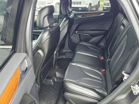 Used 2019 Lincoln MKC Select w/ MKC Climate Package AWD/4WD image 15