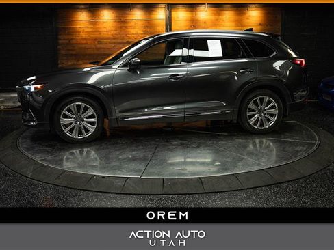Used 2023 MAZDA CX-9 Signature image 1