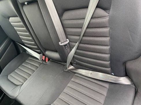Used 2015 Ford Fusion SE FWD image 6