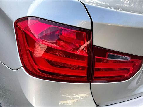 Used 2015 BMW 328i Sedan RWD image 29