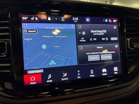 Used 2023 Dodge Durango R/T w/ Tow 'N Go Package AWD/4WD image 7