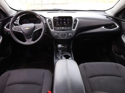 Used 2024 Chevrolet Malibu LT FWD image 23