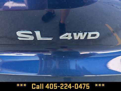 Used 2025 Nissan Pathfinder SL AWD/4WD image 43