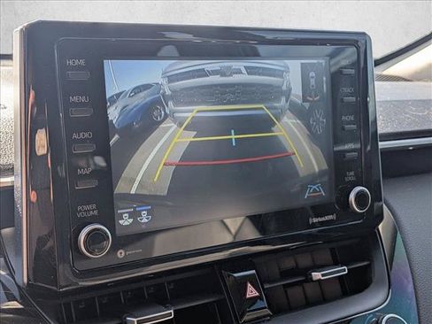 Used 2022 Toyota Corolla Cross XLE AWD/4WD image 11