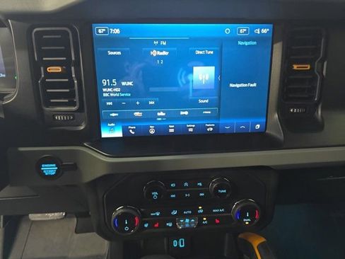 Used 2022 Ford Bronco Badlands image 20