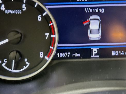 Used 2025 Nissan Sentra SV image 18