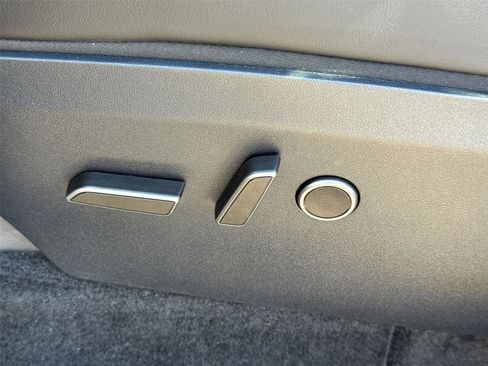 Used 2024 Tesla Model Y Long Range image 29