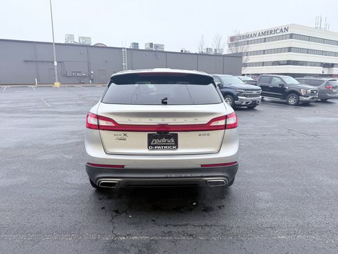 Used 2016 Lincoln MKX Select w/ Climate Package image 4