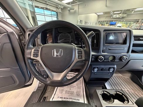Used 2013 Honda Ridgeline Sport image 9
