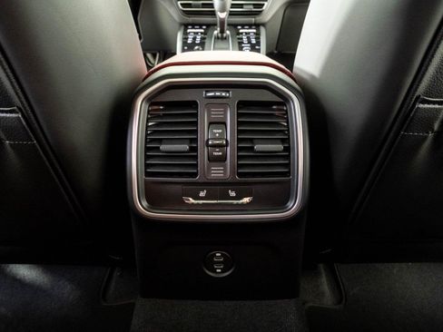 New 2026 Porsche Macan Turbo AWD/4WD image 21