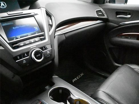 Used 2016 Acura MDX SH-AWD w/ Technology Package image 4