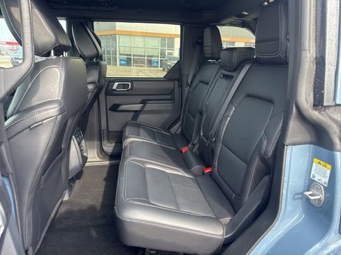 Used 2025 Ford Bronco Outer Banks image 10