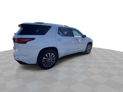 Used 2023 Chevrolet Traverse Premier w/ LPO, Floor Liner Package AWD/4WD image 2