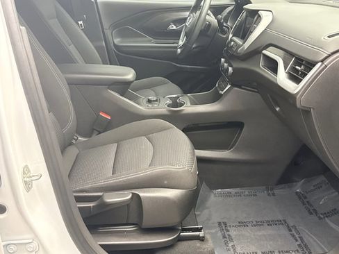 Used 2023 GMC Terrain SLE w/ Driver Convenience Package AWD/4WD image 16