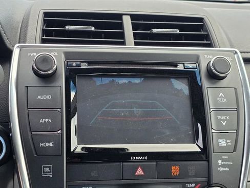 Used 2017 Toyota Camry XSE FWD image 14
