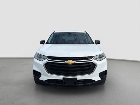 Used 2019 Chevrolet Traverse LS FWD image 2