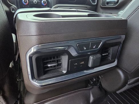 Used 2021 GMC Sierra 2500 Denali w/ Denali Ultimate Package AWD/4WD image 25