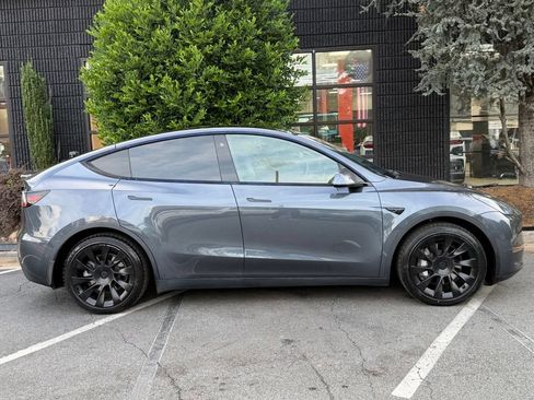 Used 2020 Tesla Model Y Long Range AWD/4WD image 21