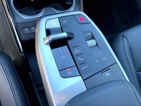 New 2026 BMW X1 xDrive28i w/ Technology Package image 18