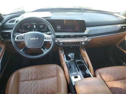 Certified 2024 Kia Telluride EX X-Line AWD/4WD image 11