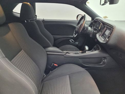 Used 2019 Dodge Challenger GT RWD image 21