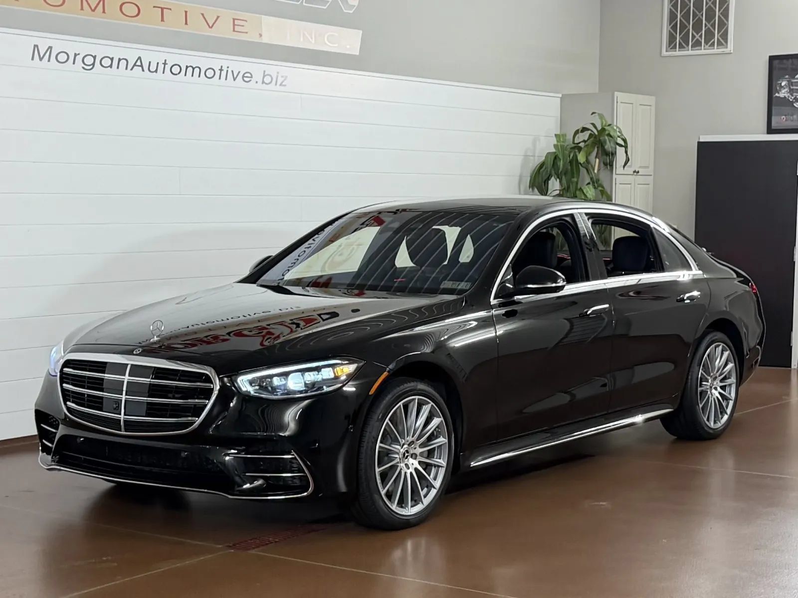 Used 2023 Mercedes-Benz S 500 4MATIC image 7